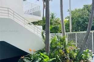 7800 Collins Ave, Miami Beach, FL 33141 - Photo 46