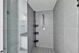 90 SW 3rd St, Miami, FL 33130 - Photo 20