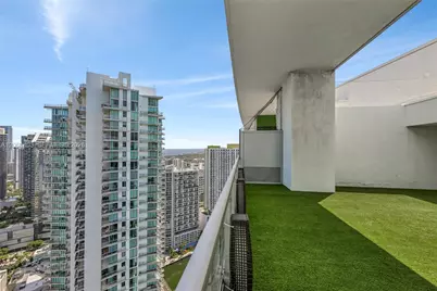 90 SW 3rd St #PH-17, Miami, FL 33130 - Photo 32