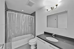 90 SW 3rd St, Miami, FL 33130 - Photo 28