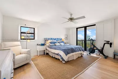 2575 S Bayshore Dr #11B, Miami, FL 33133 - Photo 12