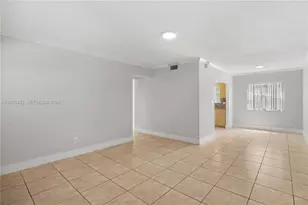 4933 Hollywood Blvd, Hollywood, FL 33021 - Photo 1