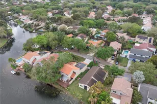 2905 Begonia Way, Cooper City, FL 33026 - Photo 44
