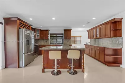 2905 Begonia Way, Cooper City, FL 33026 - Photo 8
