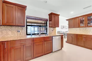 2905 Begonia Way, Cooper City, FL 33026 - Photo 10