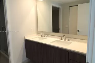 488 NE 18th St, Miami, FL 33132 - Photo 12