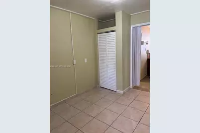 Xx E 30th St #Back, Hialeah, FL 33013 - Photo 6