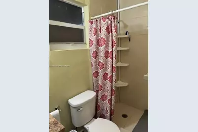 Xx E 30th St #Back, Hialeah, FL 33013 - Photo 8