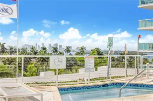 7910 W Harbor Island Dr, North Bay Village, FL 33141 - Photo 18