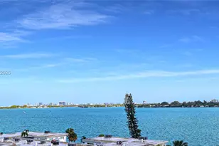 7910 W Harbor Island Dr, North Bay Village, FL 33141 - Photo 2