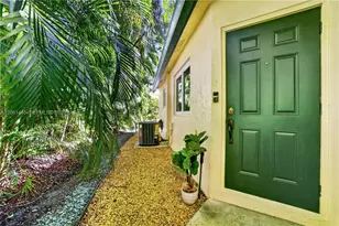 1419 Banyan Cir, Pompano Beach, FL 33069 - Photo 8