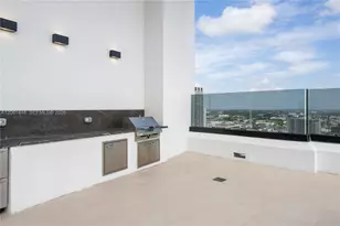 225 N Miami Ave, Miami, FL 33128 - Photo 28