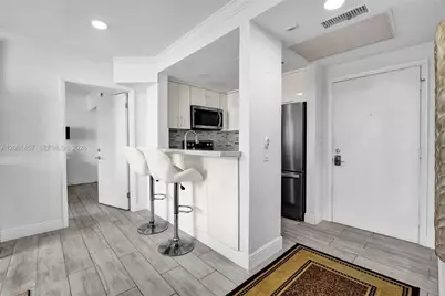 1460 Ocean Dr #305, Miami Beach, FL 33139 - Photo 16