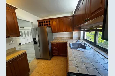 17011 N Bay Rd #412, Sunny Isles Beach, FL 33160 - Photo 1