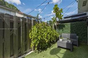 10805 NW 3rd Ct, Pembroke Pines, FL 33026 - Photo 22