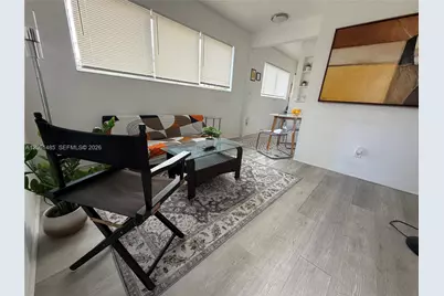 461 SW 6th St #6, Miami, FL 33130 - Photo 2