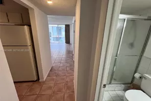 1665 Bay Rd, Miami Beach, FL 33139 - Photo 14