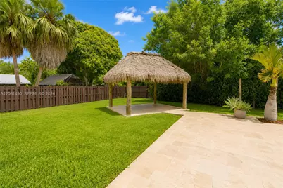 8601 SW 174th St, Palmetto Bay, FL 33157 - Photo 32