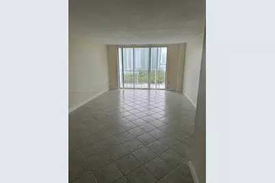 2851 NE 183rd St #1609E, Aventura, FL 33160 - Photo 2