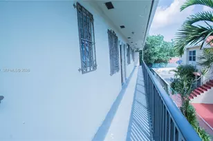 461 SW 6th St, Miami, FL 33130 - Photo 6