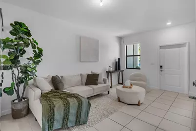 23052 SW 129th Pl, Miami, FL 33170 - Photo 8