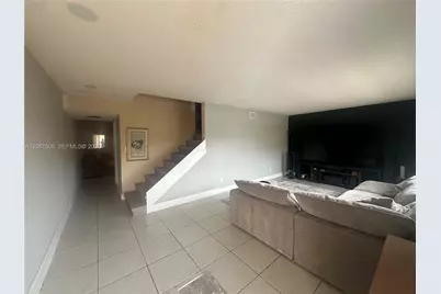 62 Spinning Wheel Ln, Tamarac, FL 33319 - Photo 2