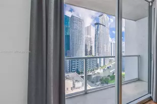 500 Brickell Ave, Miami, FL 33131 - Photo 28