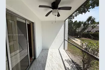 711 N Pine Island Rd #121, Plantation, FL 33324 - Photo 16