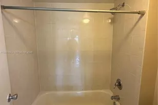 711 N Pine Island Rd, Plantation, FL 33324 - Photo 14