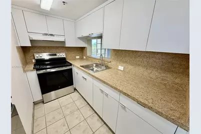 601 SW 37th Ave #303, Miami, FL 33135 - Photo 16