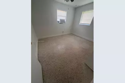 11530 SW 136th St, Miami, FL 33176 - Photo 8