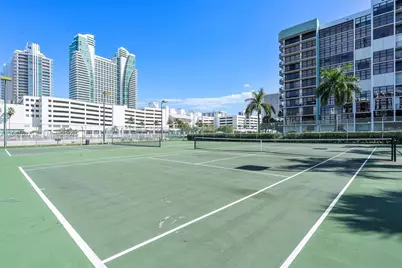 600 Parkview Dr #709, Hallandale Beach, FL 33009 - Photo 34