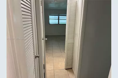 4730 NW 10th Ct #210, Plantation, FL 33313 - Photo 8