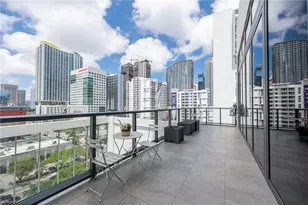 239 SW 9th St, Miami, FL 33130 - Photo 38
