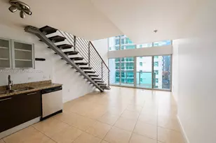 41 SE 5th St, Miami, FL 33131 - Photo 16