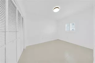 6905 Bay Dr, Miami Beach, FL 33141 - Photo 28