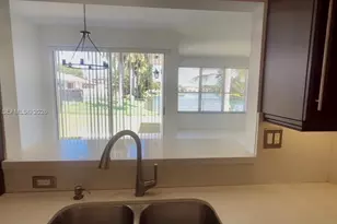 6983 SW 161st Pl, Miami, FL 33193 - Photo 4