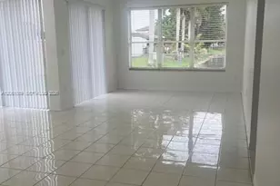 6983 SW 161st Pl, Miami, FL 33193 - Photo 12