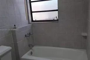 8860 SW 123rd Ct, Miami, FL 33186 - Photo 12