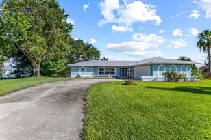 1786 SE Westmoreland Blvd, Port Saint Lucie, FL 34952 - Photo 1