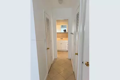 2200 Park Ln #311, Hollywood, FL 33021 - Photo 8