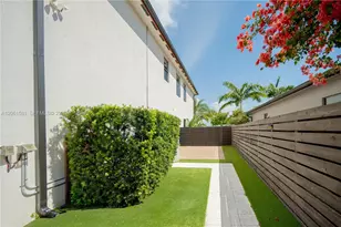 8995 NW 161st Terrace, Miami Lakes, FL 33018 - Photo 42