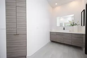 8995 NW 161st Terrace, Miami Lakes, FL 33018 - Photo 24