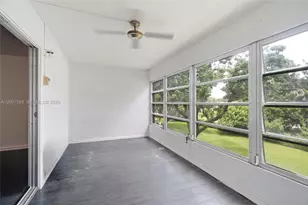309 Southampton A, West Palm Beach, FL 33417 - Photo 12