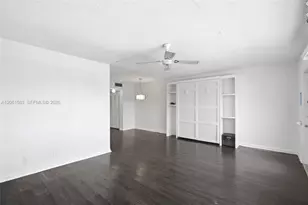 309 Southampton A, West Palm Beach, FL 33417 - Photo 8