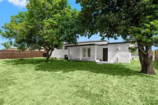 4011 NW 171st St, Miami Gardens, FL 33055 - Photo 12