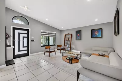 1603 E Harmony Lake Cir, Davie, FL 33324 - Photo 4