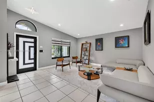 1603 E Harmony Lake Cir, Davie, FL 33324 - Photo 4