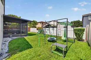 1603 E Harmony Lake Cir, Davie, FL 33324 - Photo 44