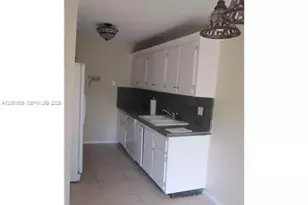 8905 NW 28th Dr, Coral Springs, FL 33065 - Photo 8
